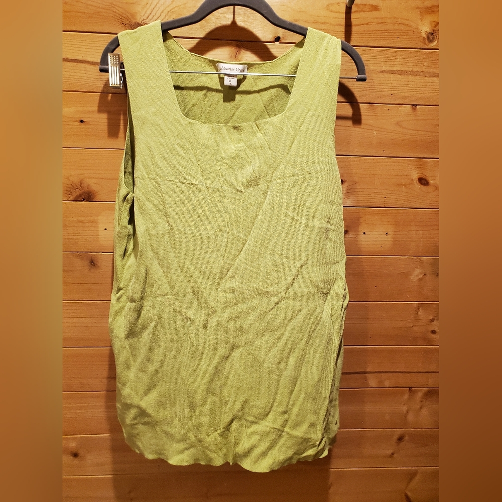 Pullover knit tank shirt